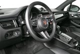Used 2025 Porsche Macan image 4