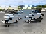 New 2025 Mitsubishi Outlander SE image 3