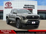 Used 2025 Toyota Tacoma TRD Sport image 2