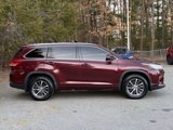 Used 2018 Toyota Highlander XLE image 4