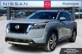 New 2025 Nissan Pathfinder Platinum image 2