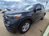 Used 2023 Ford Explorer XLT w/ Equipment Group 202A image 4