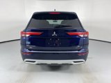 Used 2022 Mitsubishi Outlander SE image 6