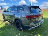 New 2025 Volkswagen Atlas Peak Edition SE image 5