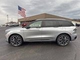 New 2025 Lincoln Nautilus Reserve image 2