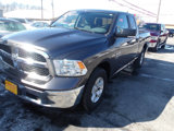 Used 2019 RAM 1500 Classic SLT w/ Luxury Group image 3