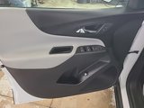 Used 2023 Chevrolet Equinox LT w/ Driver Convenience Package image 5