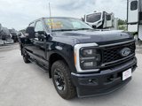 Used 2023 Ford F250 4x4 Crew Cab Super Duty image 5