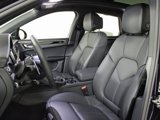 New 2026 Porsche Macan image 5