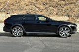 New 2025 Volvo V90 B6 Cross Country Ultra w/ Climate Package image 4
