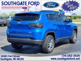 Used 2020 Jeep Compass Latitude image 2