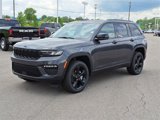 New 2025 Jeep Grand Cherokee Limited image 2