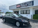 Used 2020 Hyundai Elantra SE image 2