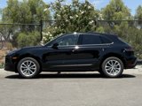 Used 2025 Porsche Macan image 2
