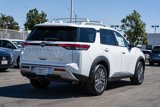 New 2025 Nissan Pathfinder SL image 6
