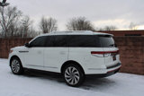 Used 2022 Lincoln Navigator Reserve image 4