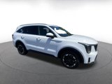 Used 2024 Kia Sorento S image 2