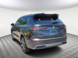 New 2025 Mitsubishi Outlander SEL image 3
