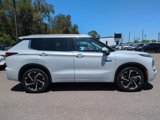 New 2025 Mitsubishi Outlander SEL image 3