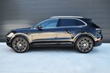 Used 2024 Porsche Cayenne image 2