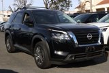 New 2025 Nissan Pathfinder SV image 2