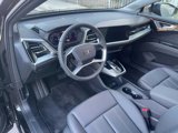 Used 2025 Audi Q4 e-tron Premium image 6