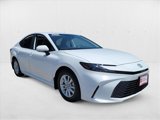Used 2025 Toyota Camry LE image 3