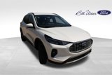 New 2025 Ford Escape SE image 2
