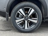 New 2025 Nissan Rogue SL w/ Tech Package image 5