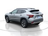 Certified 2025 Chevrolet Trax LT w/ Driver Confidence Package image 3
