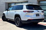 Used 2024 Jeep Grand Cherokee L Laredo image 3