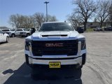 Used 2024 GMC Sierra 2500 Pro image 3