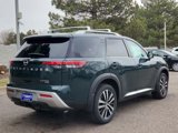 New 2025 Nissan Pathfinder Platinum image 3