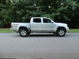 Used 2011 Toyota Tacoma w/ SR5 Package image 2