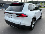 Used 2024 Toyota Grand Highlander AWD image 5