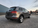 Used 2012 Volkswagen Touareg VR6 image 5