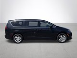 Used 2023 Chrysler Voyager LX image 6