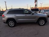 Used 2014 Jeep Grand Cherokee Laredo w/ 18" Wheel & 8.4" Radio Group image 5