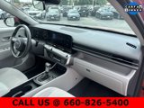 Used 2025 Hyundai Kona SEL image 5
