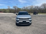 New 2025 Jeep Compass Latitude image 2