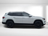 New 2025 Volkswagen Atlas SE image 3