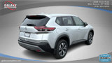 Used 2023 Nissan Rogue SV image 5