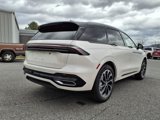 New 2025 Lincoln Nautilus Reserve image 3
