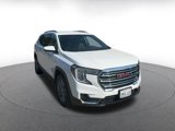 Used 2024 GMC Terrain SLT image 3