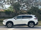 Used 2021 Nissan Rogue SV image 2
