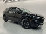 Used 2024 Chevrolet Blazer LT image 2