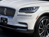 Certified 2022 Lincoln Aviator Reserve w/ Equipment Group 201A image 2