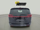 New 2025 Chrysler Pacifica Limited image 4