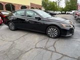 Used 2023 Nissan Altima 2.5 SV image 6