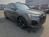 Certified 2025 Audi Q7 3.0T Premium Plus image 4